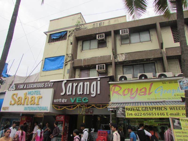 Sahar Internartional Hotel 2*